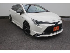 2019 Toyota Corolla Touring station wagon exterior